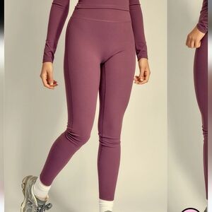 Pretty Little Thing Plus Eggplant Contour Sculpt Leggings Size 16 NWT